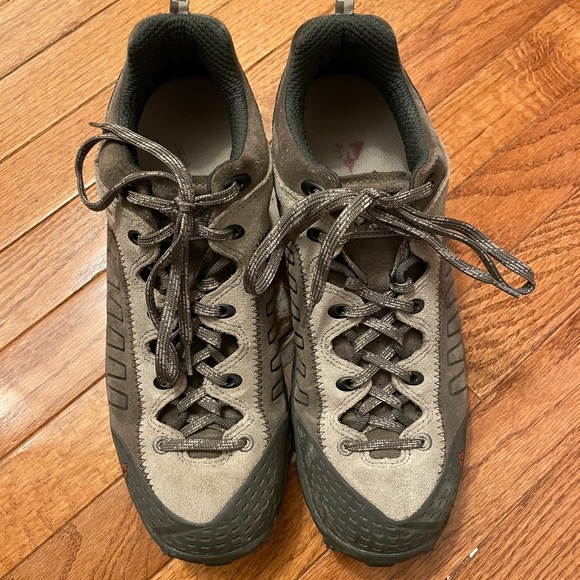 Vasque Juxt Hiking Shoes - Men’s 11 - Picture 4 of 6